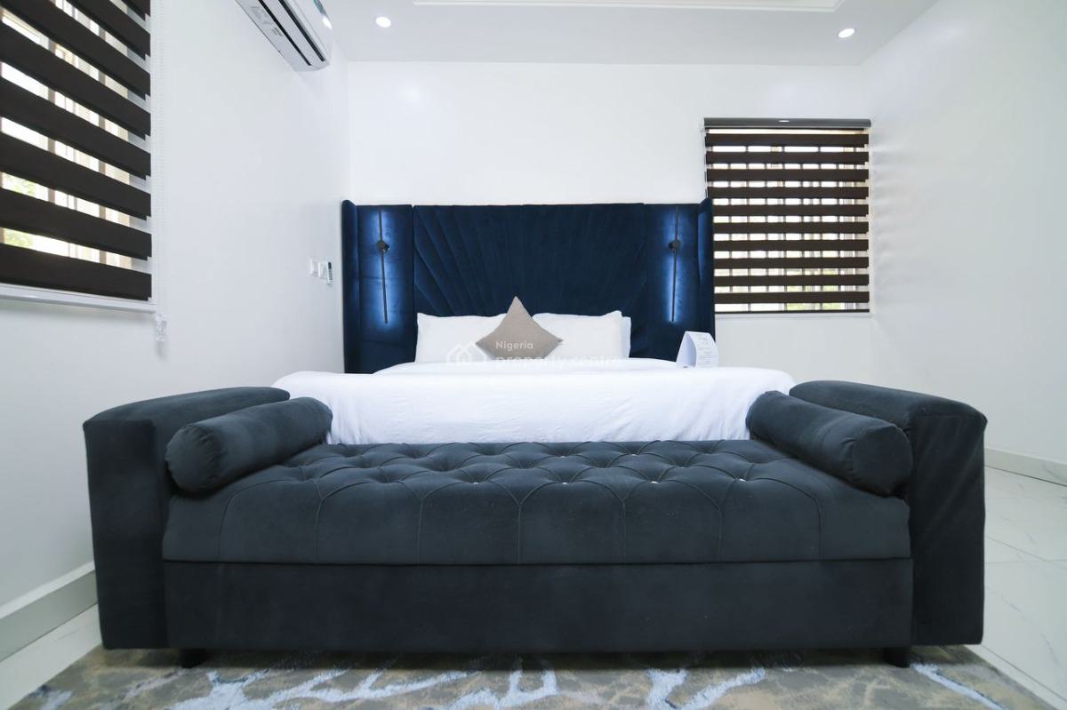 2 Bedroom Apartment with Pool, Utako, Abuja, Flat / Apartment Short Let
