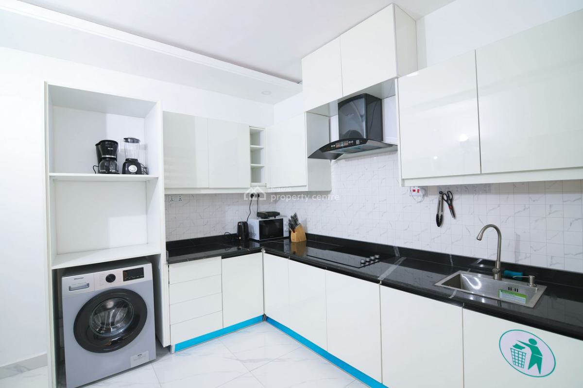 2 Bedroom Apartment with Pool, Utako, Abuja, Flat / Apartment Short Let