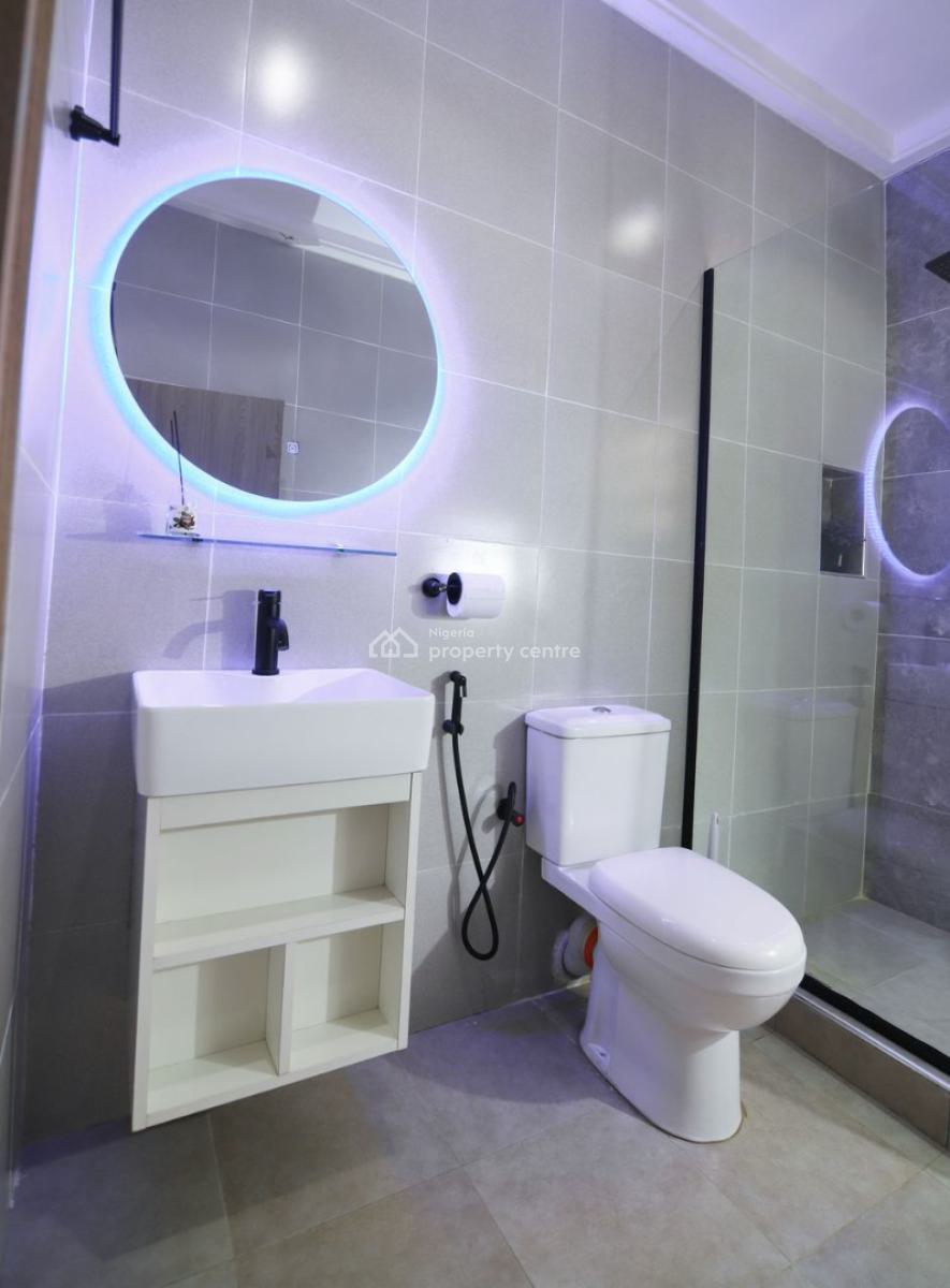 2 Bedroom Apartment with Pool, Utako, Abuja, Flat / Apartment Short Let