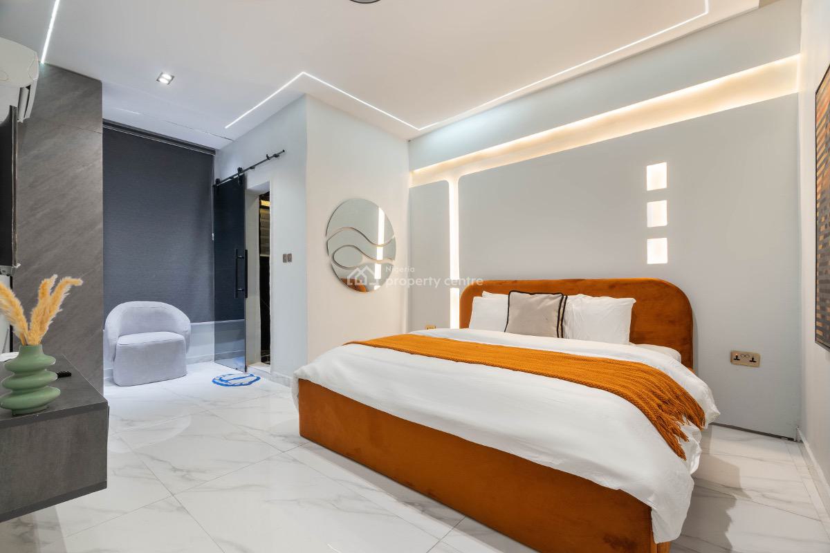 Stylish 2 Bedroom Apartment with Ps5, Abisola Aduke Court, Lekki Phase 1, Lekki, Lagos, Flat / Apartment Short Let