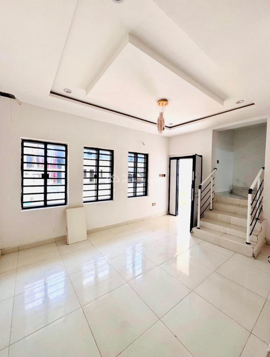 Beautiful 2 Bedroom with Swimming Pool, Lekki, Lagos, Terraced Duplex for Sale