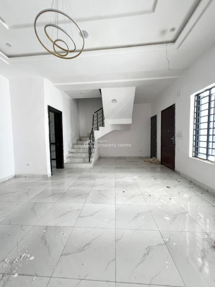 Sharp 4 Bedrooms Terrace Duplex, New Road, Lekki, Lagos, Terraced Duplex for Sale