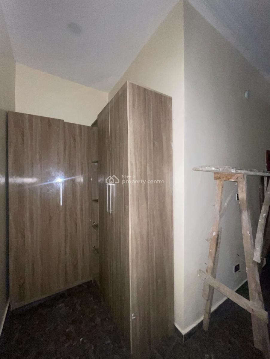 Spaciously Built 4 Bedroom Terrace Duplex, Chevron, Lekki, Lagos, Terraced Duplex for Rent