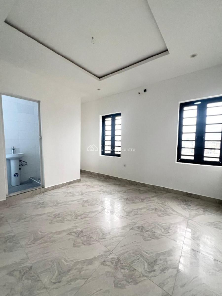 New 1 Bedrooms Apartment, Ologolo, Lekki, Lagos, Block of Flats for Sale