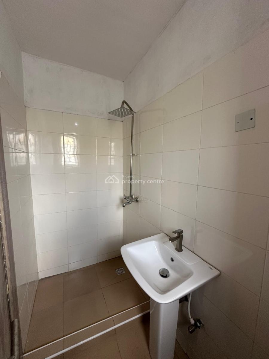 2 Bedroom Apartment, Ologolo, Lekki, Lagos, Flat / Apartment for Sale
