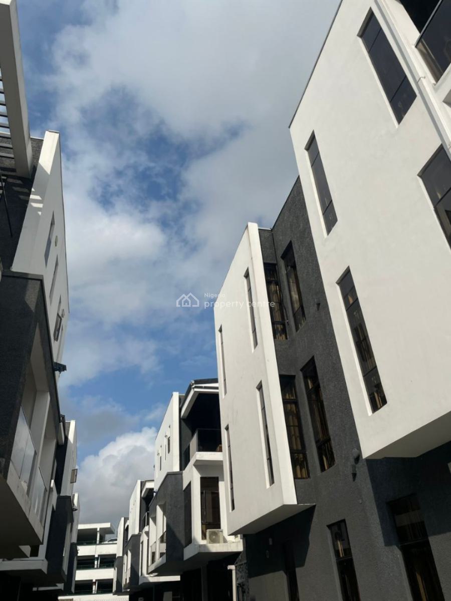 4-bedroom Semi-detached Duplex with Bq, Victoria Island (vi), Lagos, Flat / Apartment for Sale