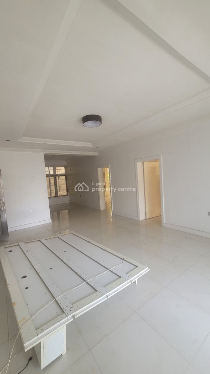 Massive Luxurious 2 Bedroom Flat, By American International School, Durumi, Abuja, Flat / Apartment for Rent