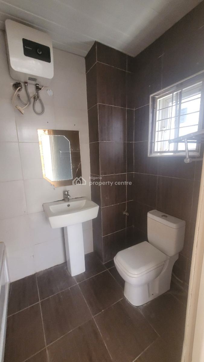 Massive Luxurious 2 Bedroom Flat, By American International School, Durumi, Abuja, Flat / Apartment for Rent
