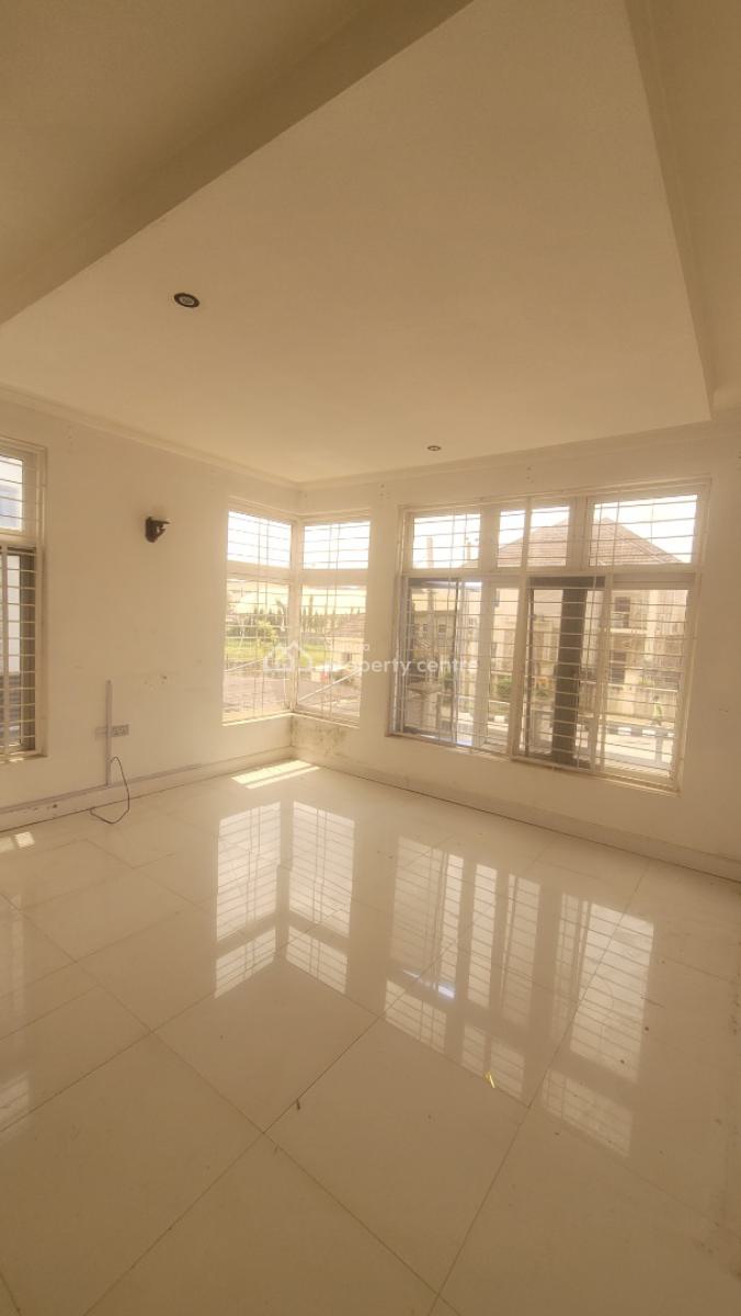 Massive Luxurious 2 Bedroom Flat, By American International School, Durumi, Abuja, Flat / Apartment for Rent