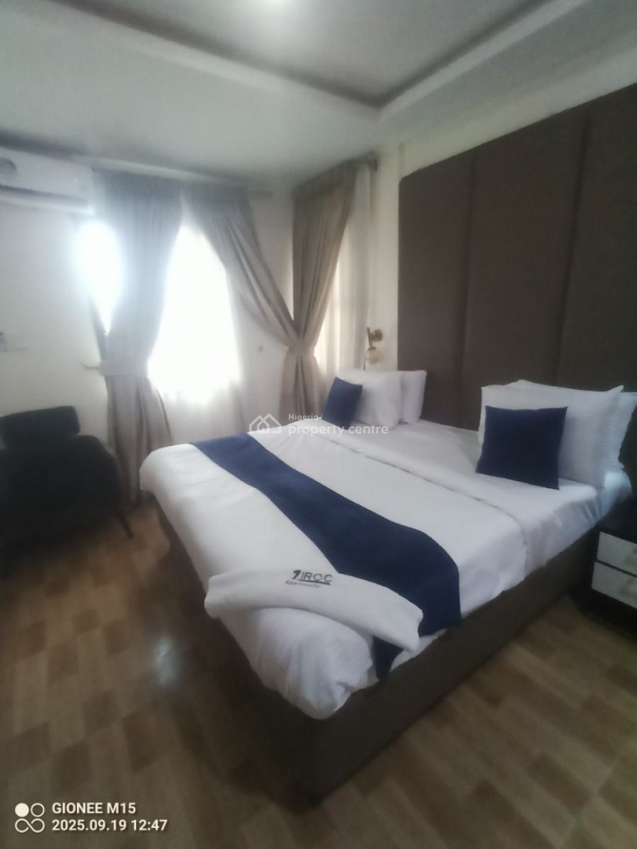 Fully Service 2 Bedroom Apartment with Swimming Pool, Lekki Right Hand Side, Lekki Phase 1, Lekki, Lagos, House for Rent