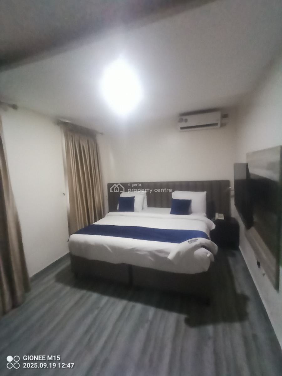 Fully Service 2 Bedroom Apartment with Swimming Pool, Lekki Right Hand Side, Lekki Phase 1, Lekki, Lagos, House for Rent
