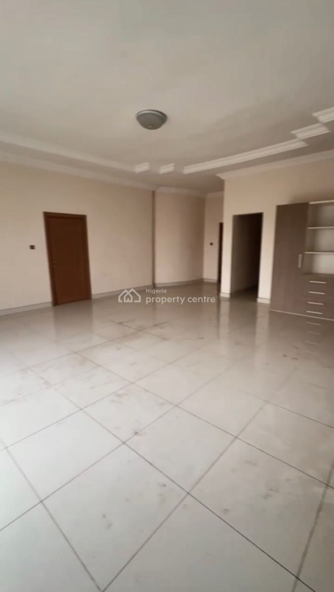 Spacious 6 Bedrooms Detached Duplex with a Bq, Guzape District, Abuja, Detached Duplex for Rent