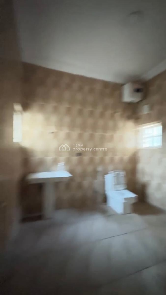 Spacious 6 Bedrooms Detached Duplex with a Bq, Guzape District, Abuja, Detached Duplex for Rent