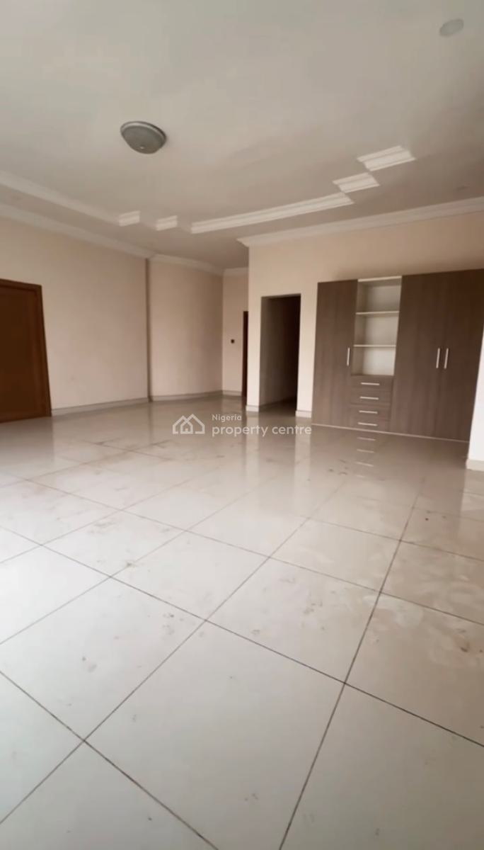 Spacious 6 Bedrooms Detached Duplex with a Bq, Guzape District, Abuja, Detached Duplex for Rent