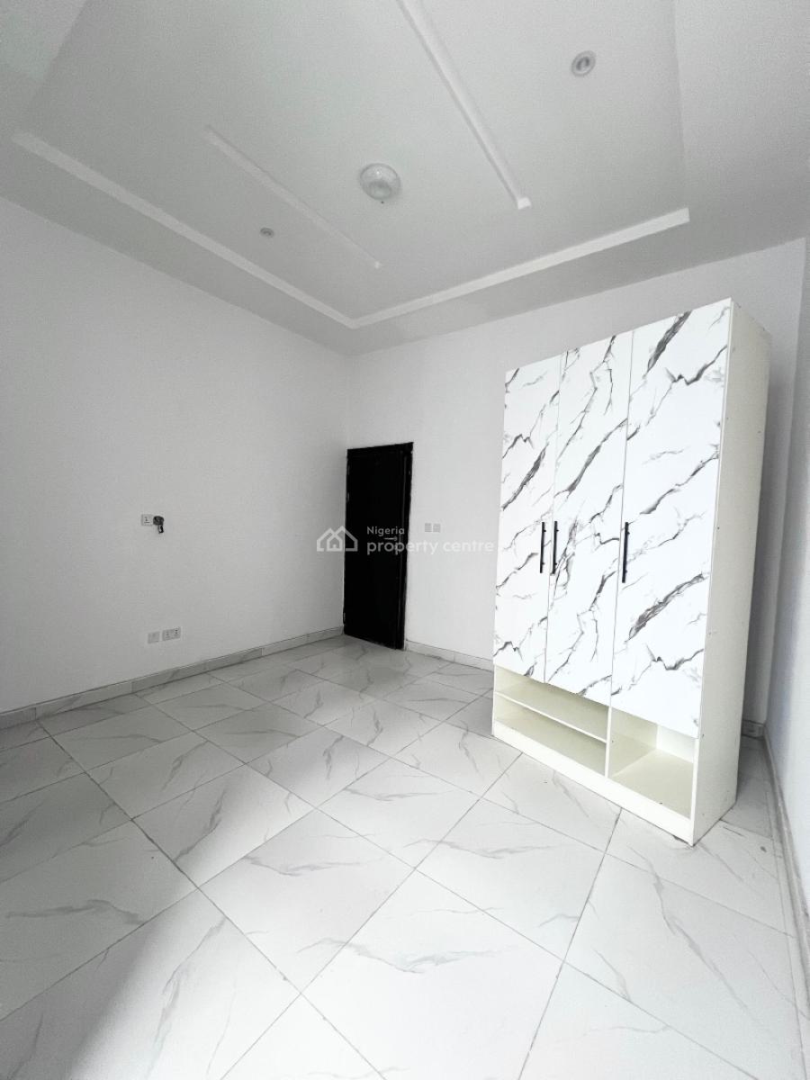 Lovely 4 Bedroom Terraced Duplex in a Secure Estate, New Road, Lekki, Lagos, Terraced Duplex for Sale