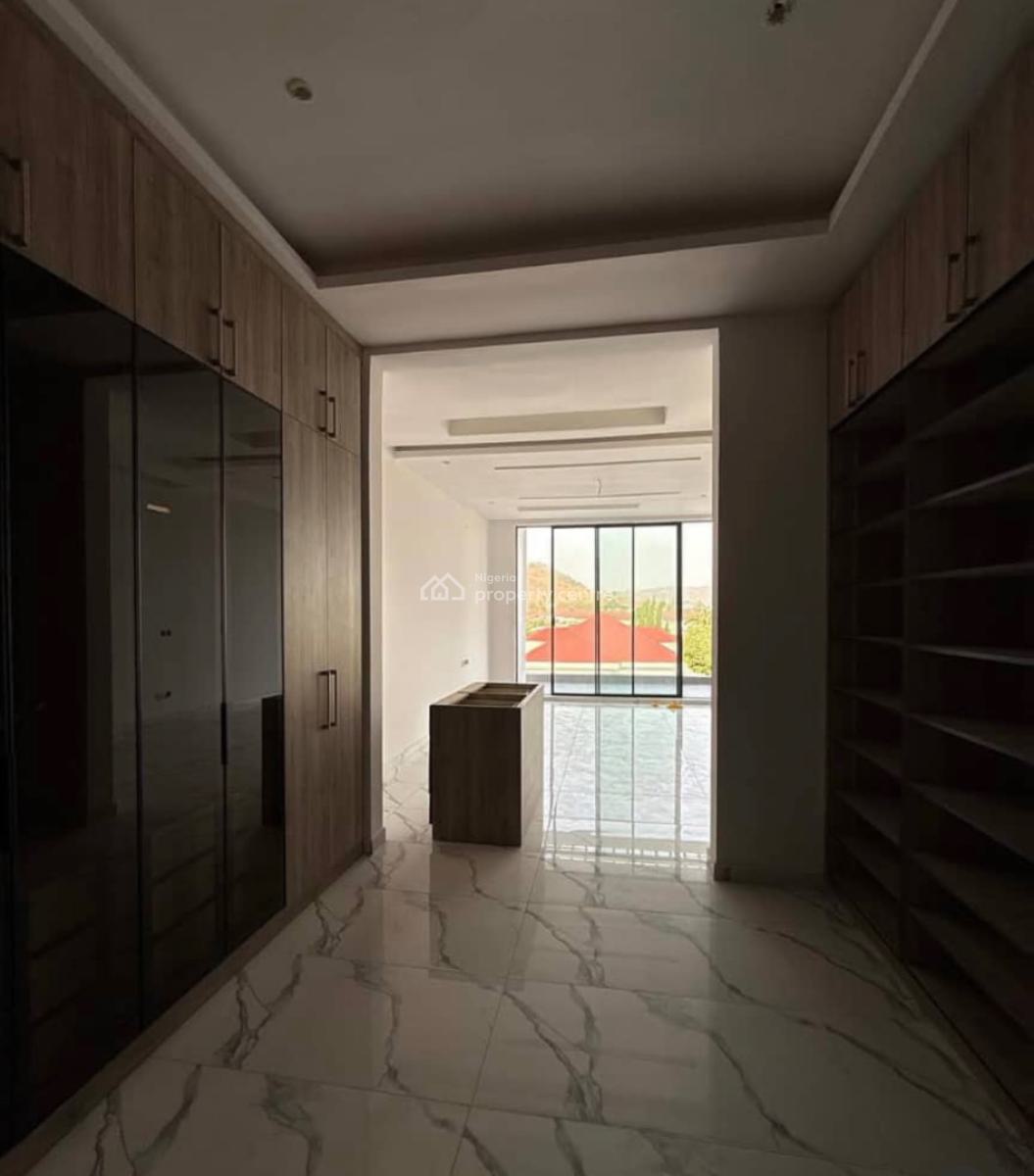 6-bedroom Detached Duplex, Maitama District, Abuja, Detached Duplex for Sale