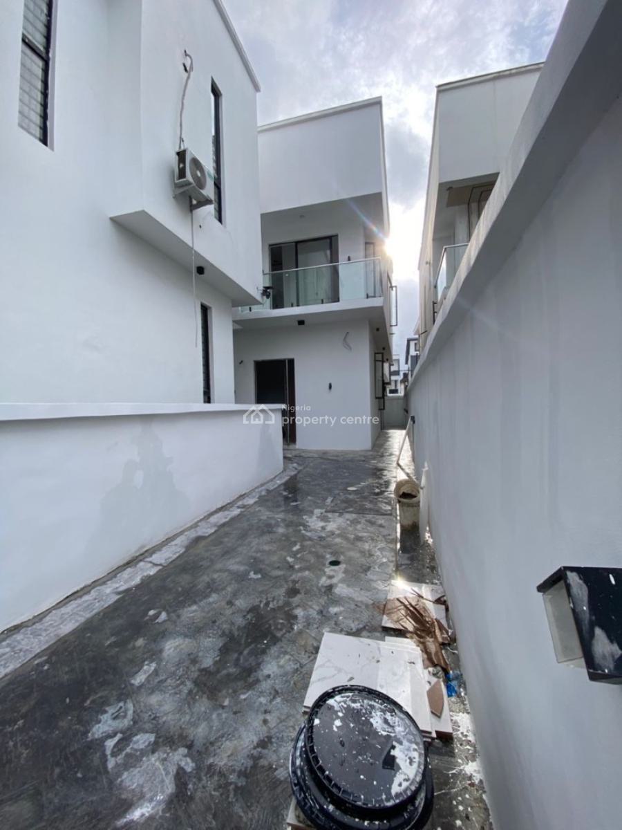 4 Bedroom Semi Detached Duplex with Bq and Excellent Facilities, Chevron, Lekki, Lagos, Detached Duplex for Rent