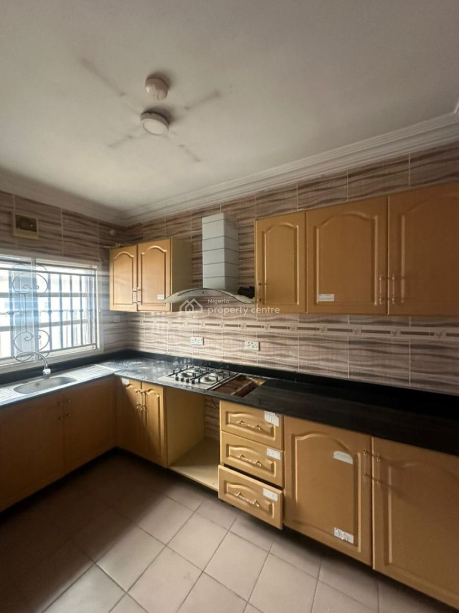 2-bedroom Apartment, Lekki Phase 1, Lekki, Lagos, Flat / Apartment for Rent