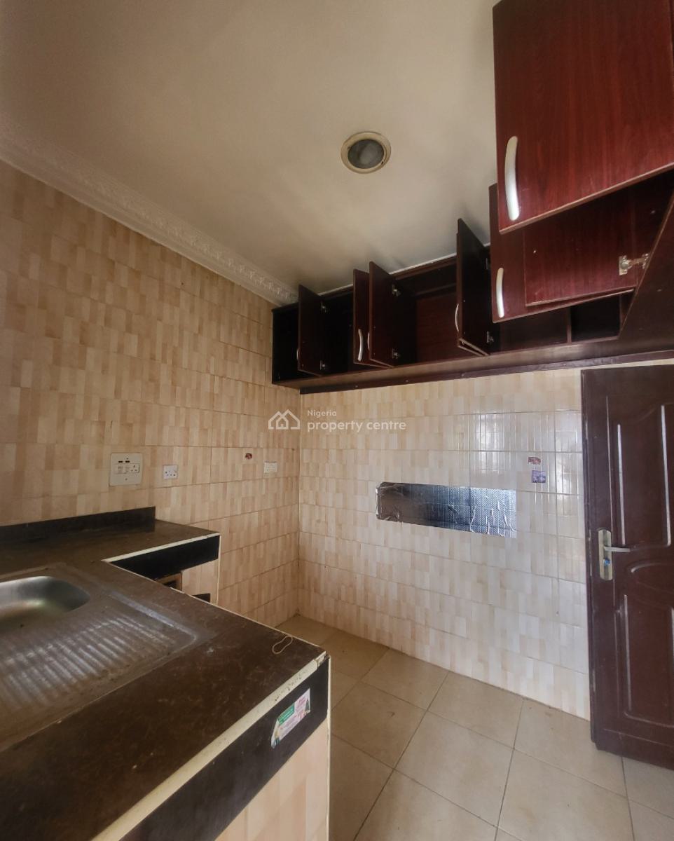 Luxurious Massive 2 Bedroom Flat, By Hillside Estate, Dawaki, Gwarinpa, Abuja, Flat / Apartment for Rent