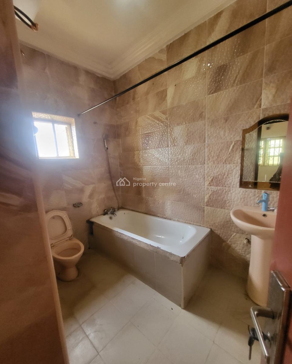 Luxurious Massive 2 Bedroom Flat, By Hillside Estate, Dawaki, Gwarinpa, Abuja, Flat / Apartment for Rent