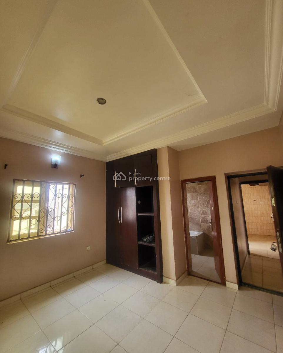 Luxurious Massive 2 Bedroom Flat, By Hillside Estate, Dawaki, Gwarinpa, Abuja, Flat / Apartment for Rent