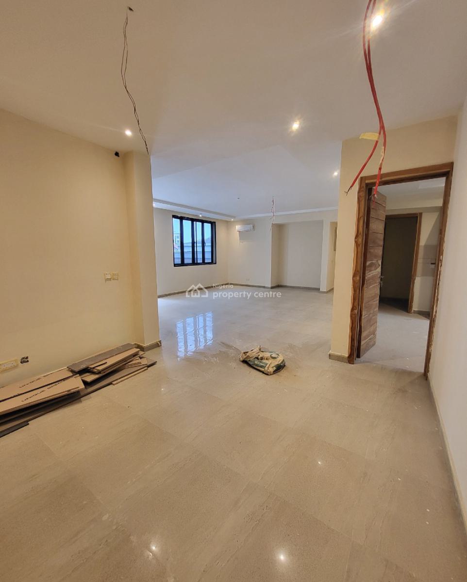 New Built Spacious  Luxury 3 Bedroom Apartment, Off Admiralty Way, Lekki Phase 1, Lekki, Lagos, Flat / Apartment for Sale
