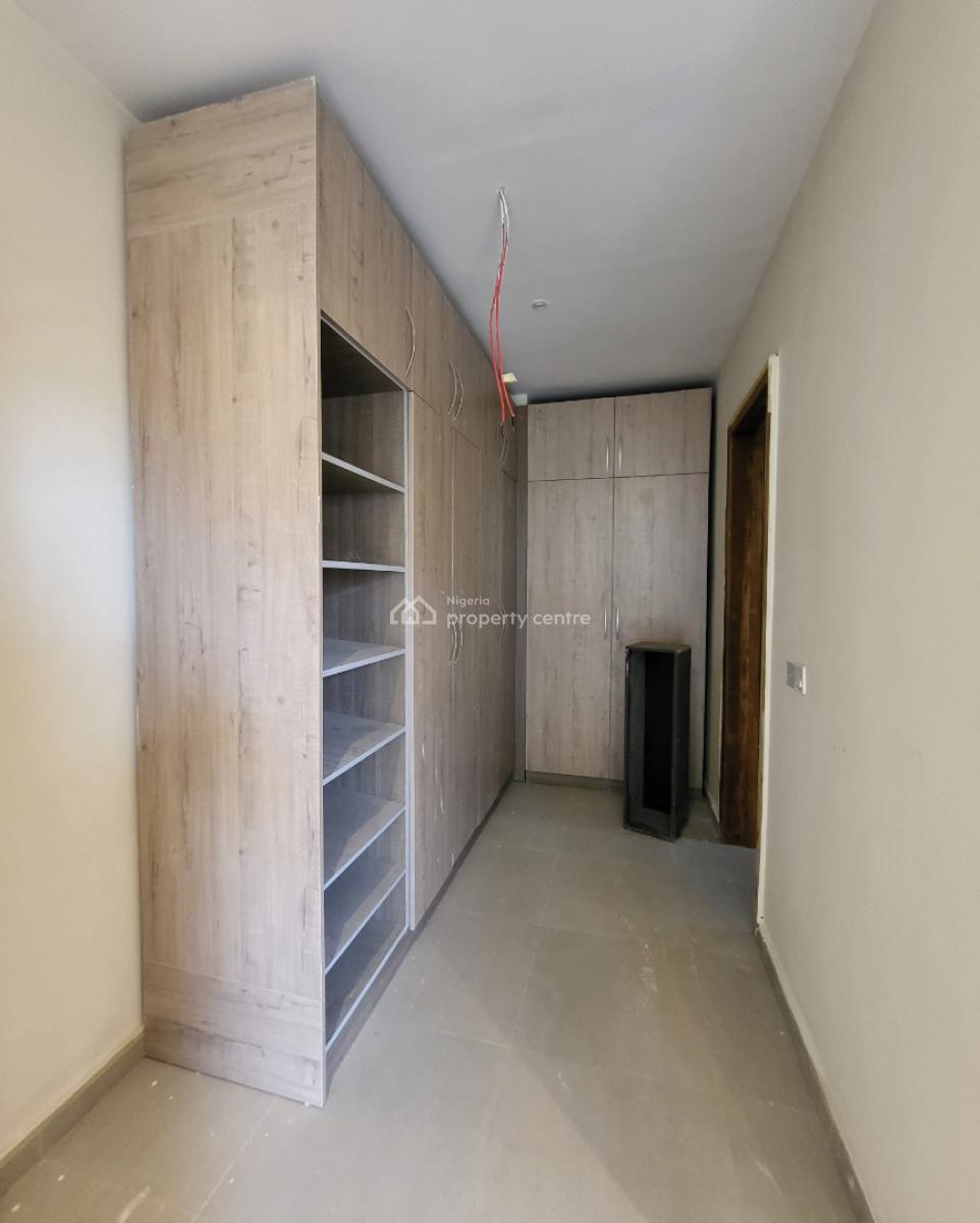 New Built Spacious  Luxury 3 Bedroom Apartment, Off Admiralty Way, Lekki Phase 1, Lekki, Lagos, Flat / Apartment for Sale