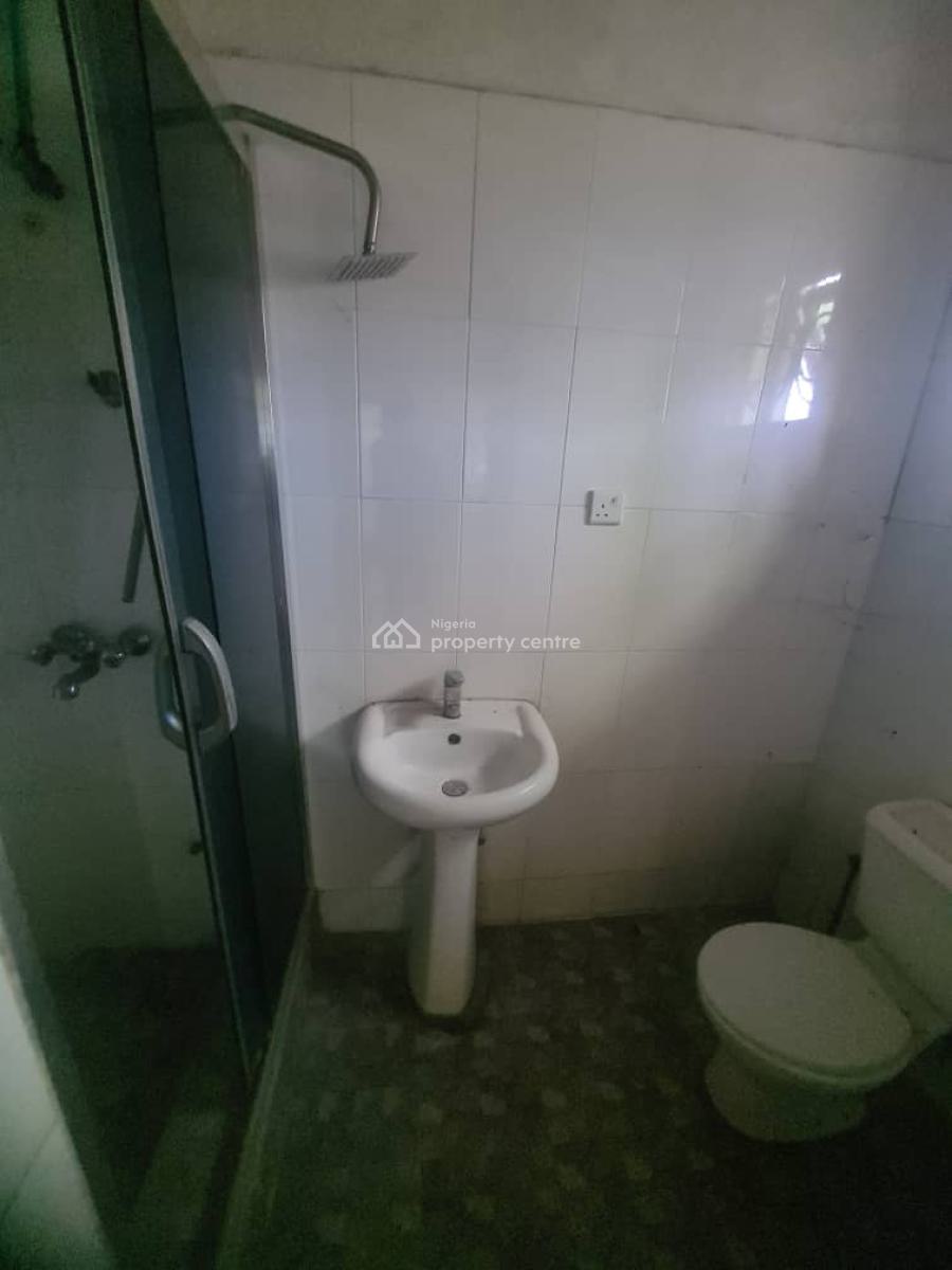 2 Bedroom, Kolapo Ishola Gra, Ibadan, Oyo, House for Rent