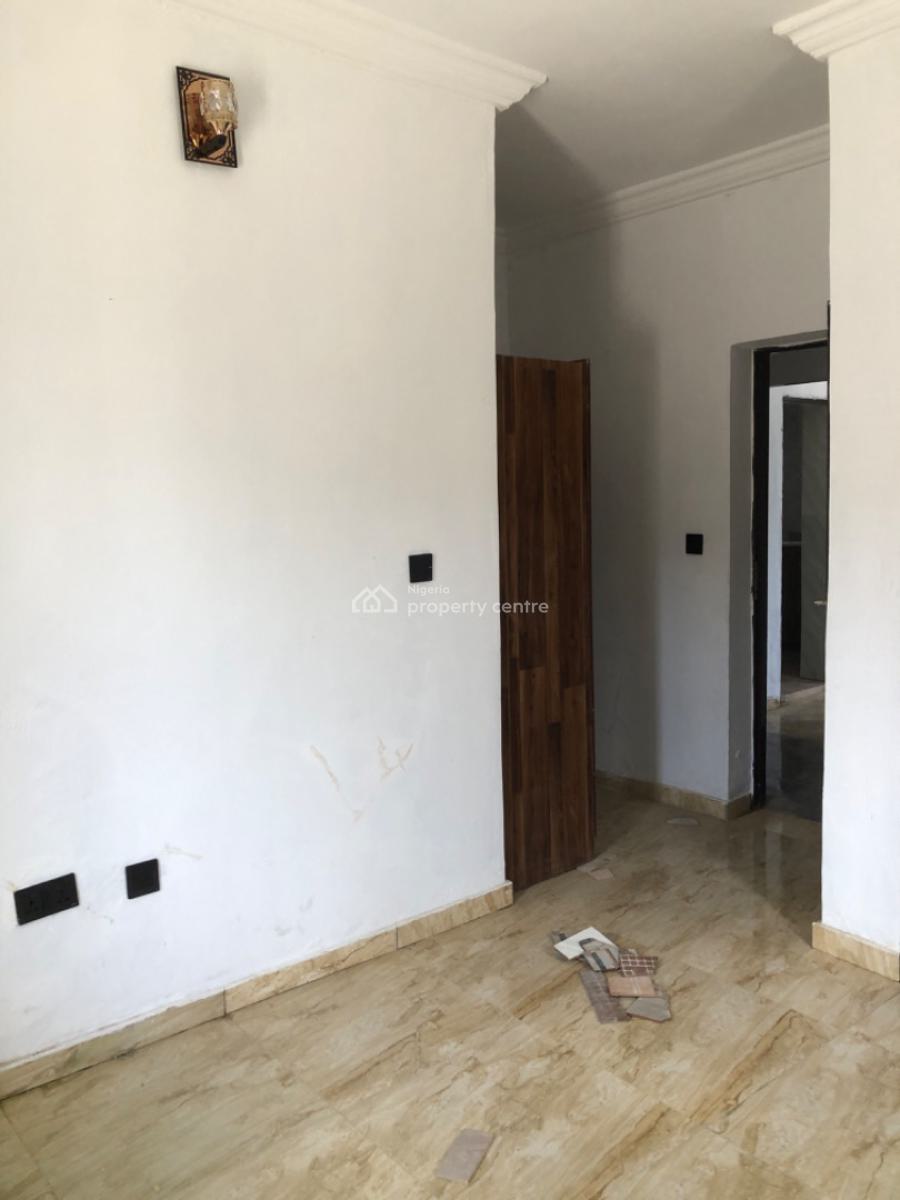 a Sharp and Spacious Room and Palour,miniflat  Available, Badore, Ajah, Lagos, Flat / Apartment for Rent