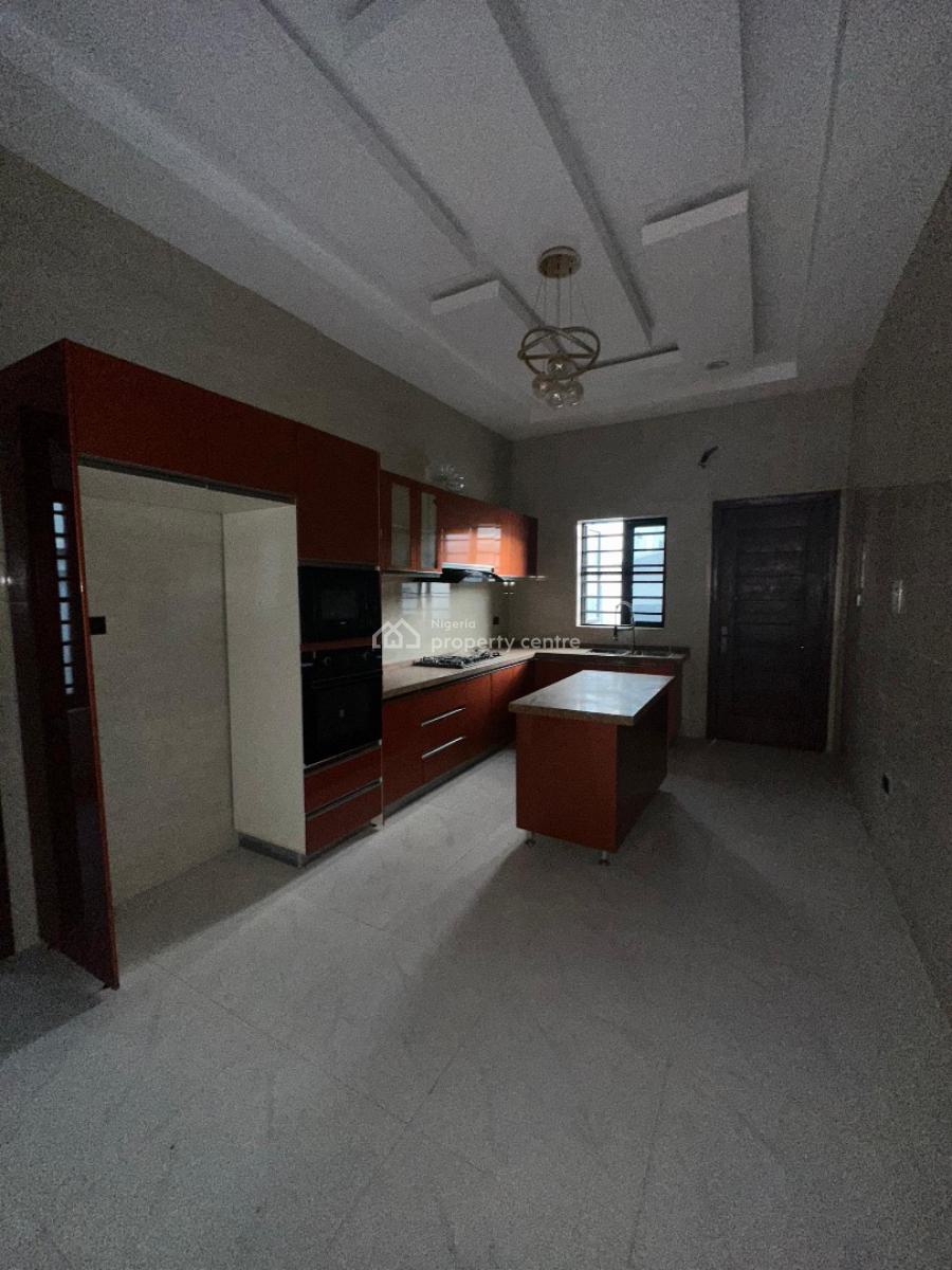 Spaciously Built 4 Bedroom Semi Detached Duplex with Bq, Ologolo, Lekki, Lagos, Semi-detached Duplex for Sale