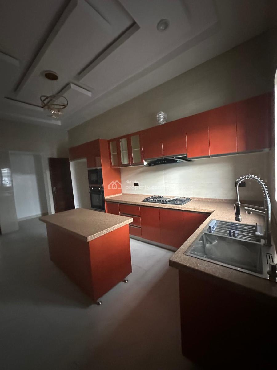 Spaciously Built 4 Bedroom Semi Detached Duplex with Bq, Ologolo, Lekki, Lagos, Semi-detached Duplex for Sale