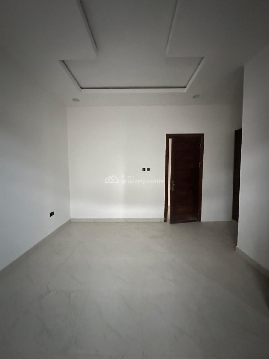 Spaciously Built 4 Bedroom Semi Detached Duplex with Bq, Ologolo, Lekki, Lagos, Semi-detached Duplex for Sale