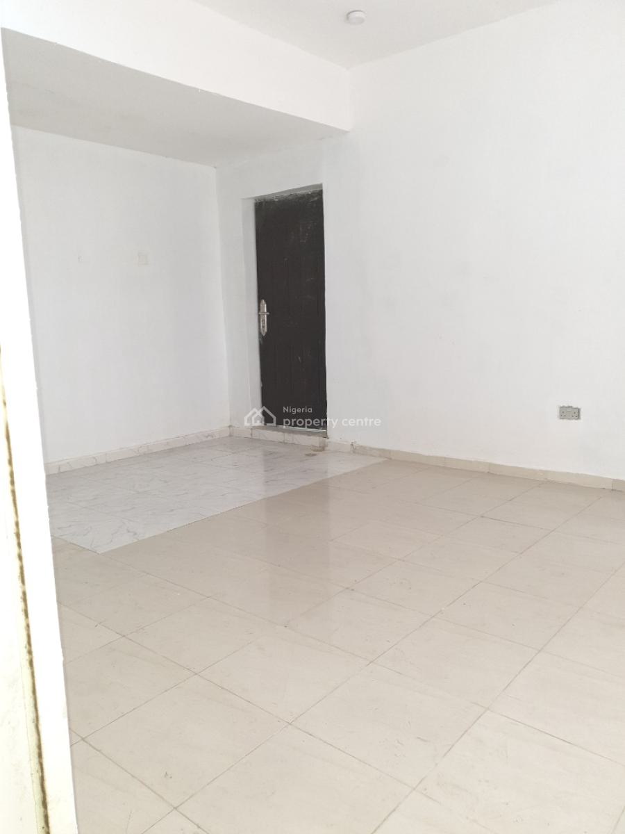 Spacious Service 2 Bedroom Flat, Ilasan, Lekki, Lagos, Flat / Apartment for Rent