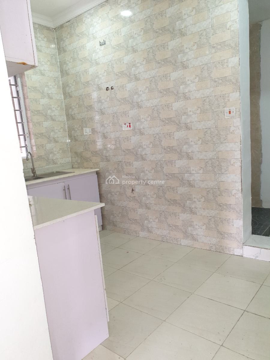 Spacious Service 2 Bedroom Flat, Ilasan, Lekki, Lagos, Flat / Apartment for Rent