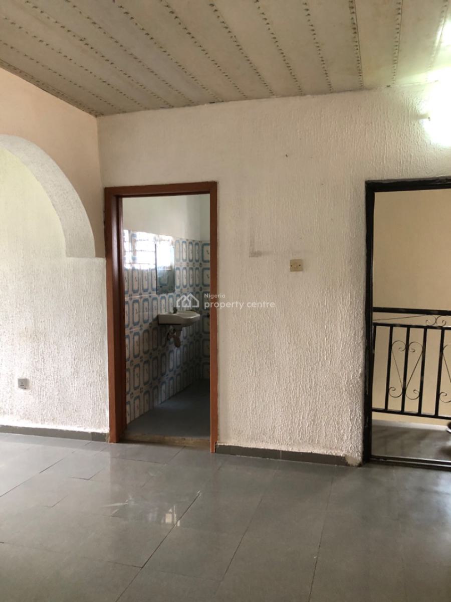 a Sharp and Spacious 2 Bedroom Apartment Available, Badore, Ajah, Lagos, Flat / Apartment for Rent