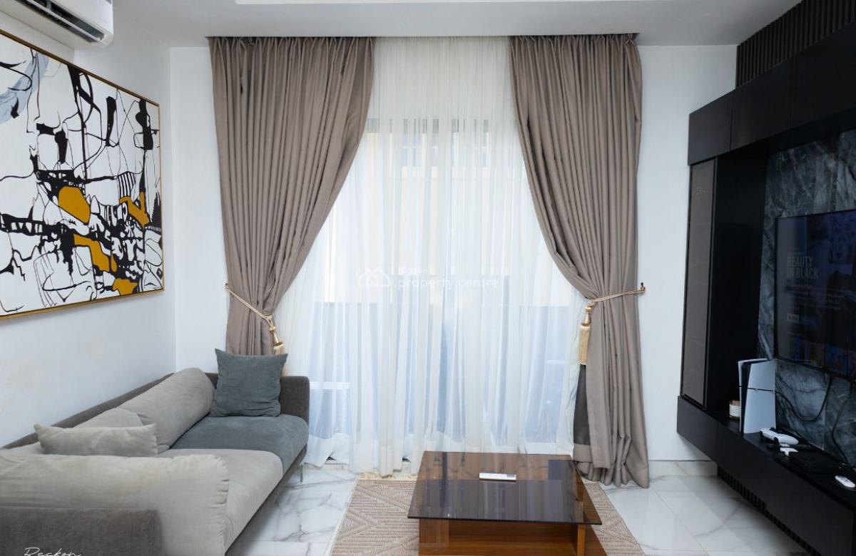 One Bedroom  with Ps5 and Massage Chair, Ikoyi, Lagos, Mini Flat (room and Parlour) Short Let