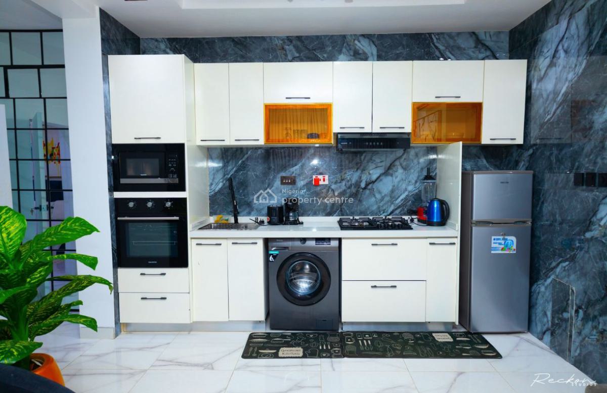 One Bedroom  with Ps5 and Massage Chair, Ikoyi, Lagos, Mini Flat (room and Parlour) Short Let