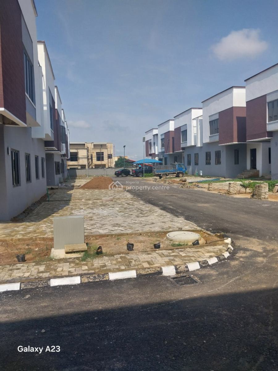 Modern 3 Bedroom Duplexes with Attached Bq (3 Units Left) C of O Title, Umar Yaradua Expressway Way By Shoprite., Lugbe District, Abuja, Terraced Duplex for Sale