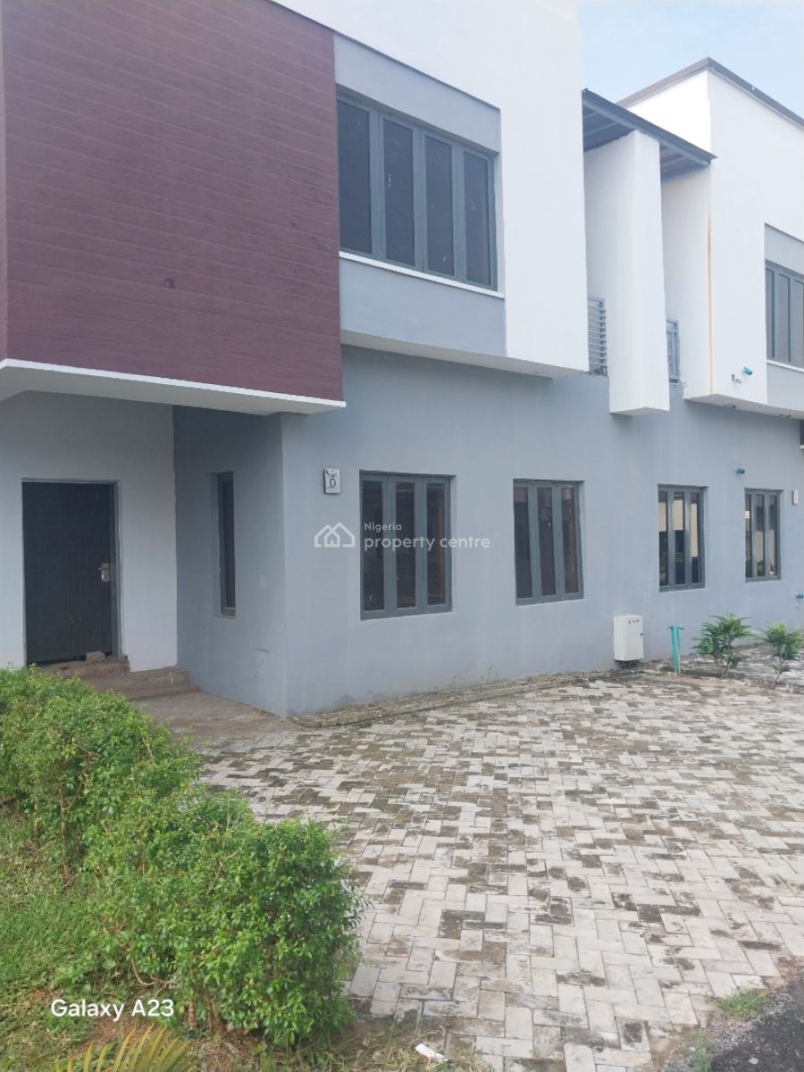 Modern 3 Bedroom Duplexes with Attached Bq (3 Units Left) C of O Title, Umar Yaradua Expressway Way By Shoprite., Lugbe District, Abuja, Terraced Duplex for Sale