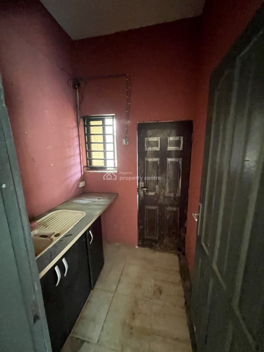 1 Bedroom Flat, 2toilet, , Tarred Rd, By Lifecamp Junction (fully Tarred Rd), Life Camp, Abuja, Flat / Apartment for Rent