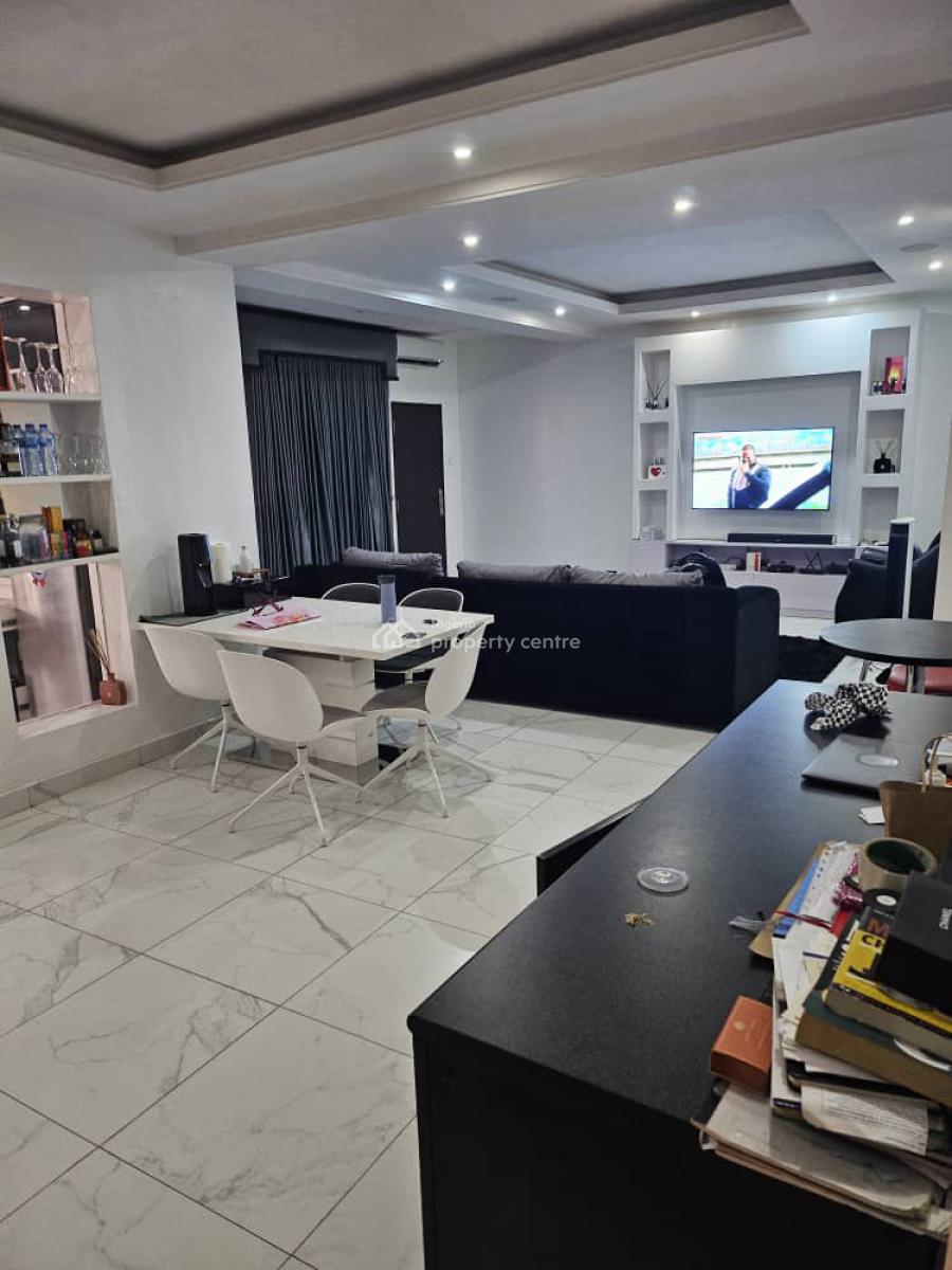 3 Bedroom Apartment with a Room Boys Quarter in Lekki Phase 1 #  250m, Lekki, Lekki Phase 1, Lekki, Lagos, Flat / Apartment for Sale