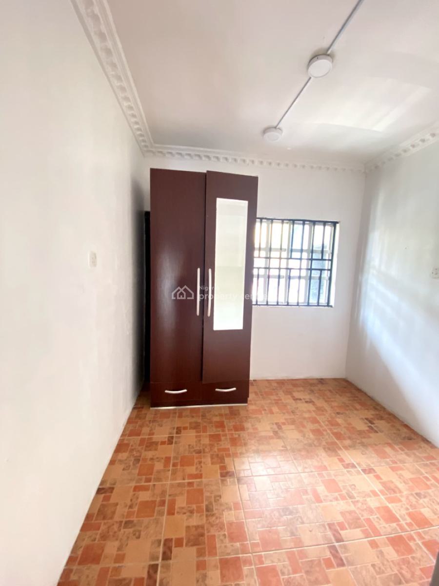 Classic 3bedroom Semi Detached Duplex in a Secure Estate, Lekki Phase 1, Lekki, Lagos, Semi-detached Duplex for Rent