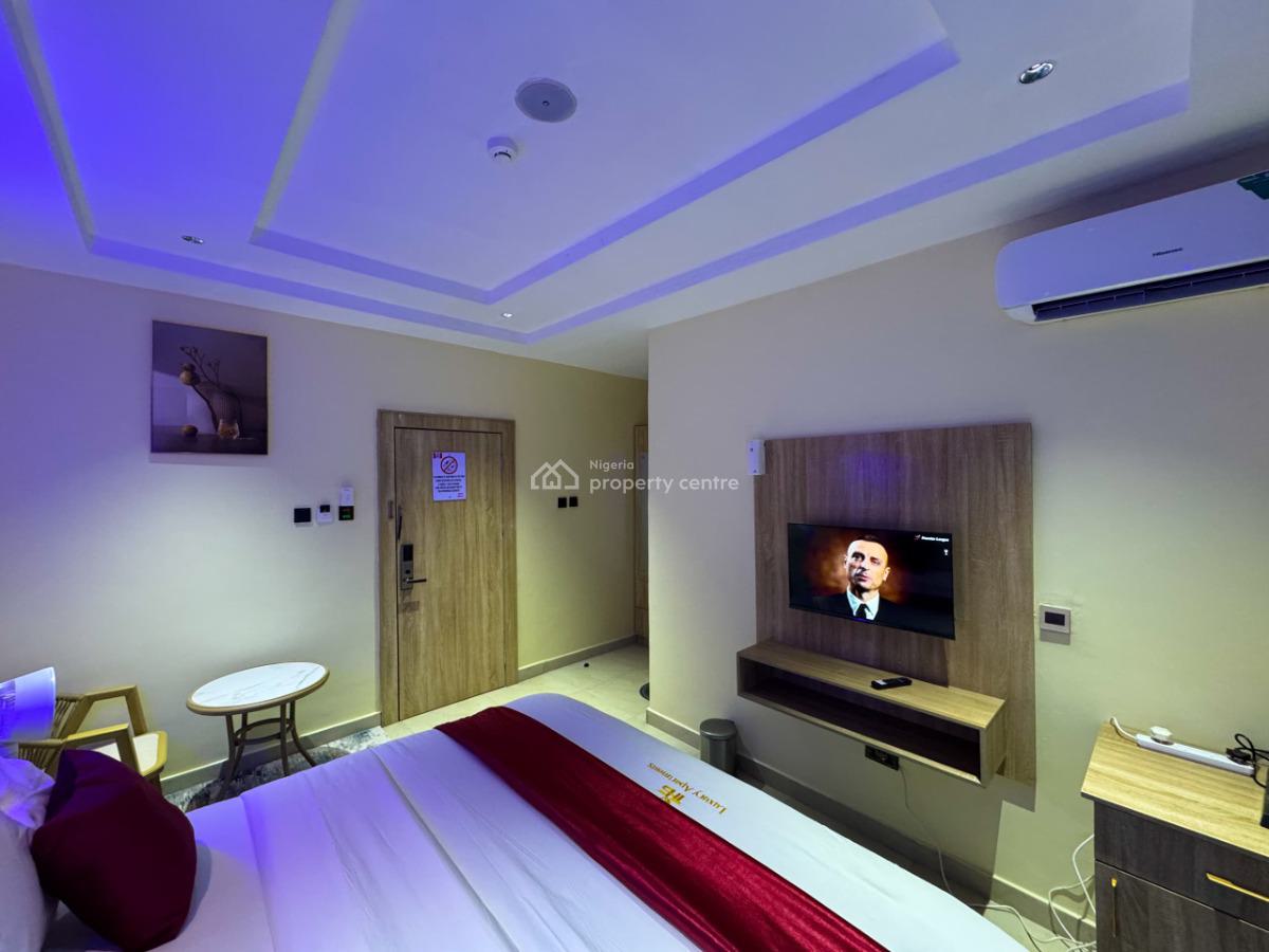 1 Luxury Bedroom, Ago Palace, Isolo, Lagos, Flat / Apartment Short Let