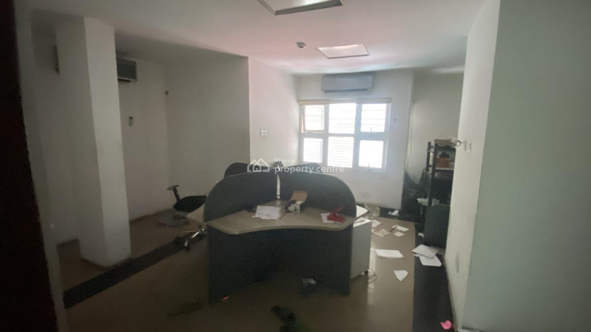 Well Spacious Office Space, Alagomeji, Yaba, Lagos, Office Space for Rent