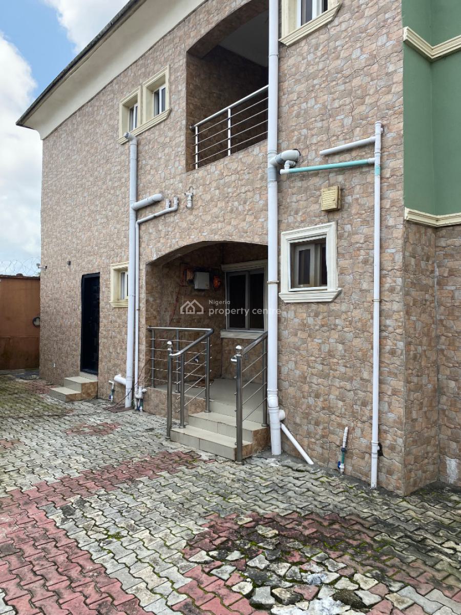 Well Maintained 2 Bedroom Flat, Eputu, Awoyaya, Ibeju Lekki, Lagos, Flat / Apartment for Rent