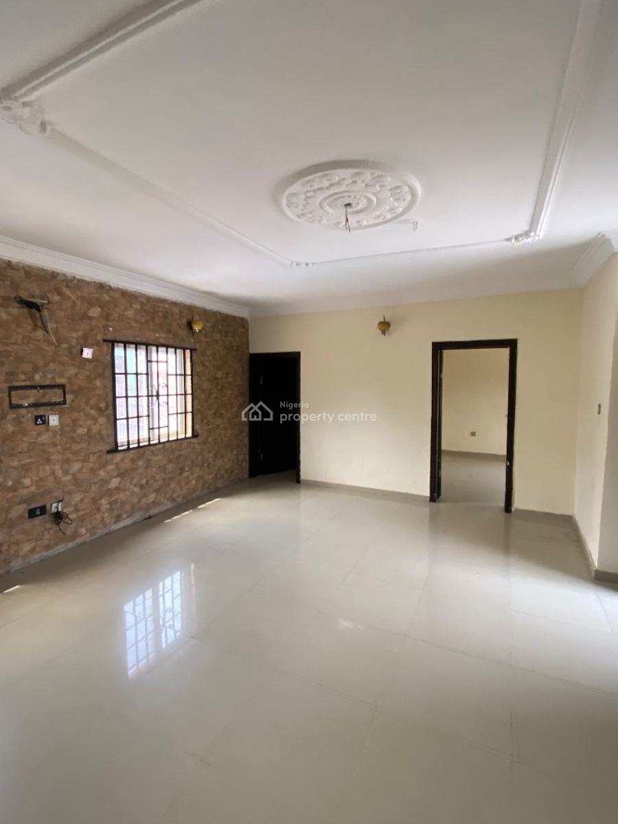 Well Maintained 2 Bedroom Flat, Eputu, Awoyaya, Ibeju Lekki, Lagos, Flat / Apartment for Rent