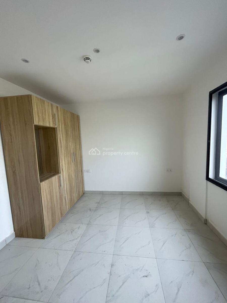 Luxury 2 Bedroom Apartment with Swimming Pool on The 4th Floor., Ikate, Lekki, Lagos, Flat / Apartment for Rent