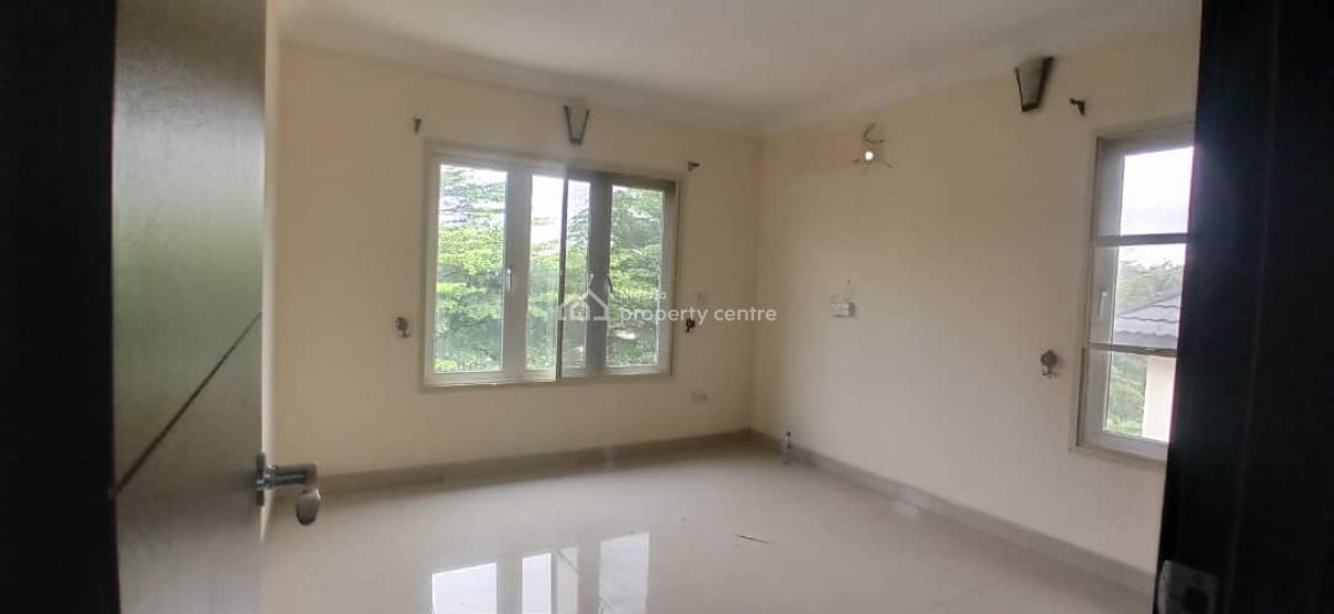 3 Bedroom Duplex with Attached Maids Quarters, Golfview Estate. Link Reservation Road, Onireke Gra, Dugbe (onireke), Ibadan North-west, Oyo, Semi-detached Duplex for Sale