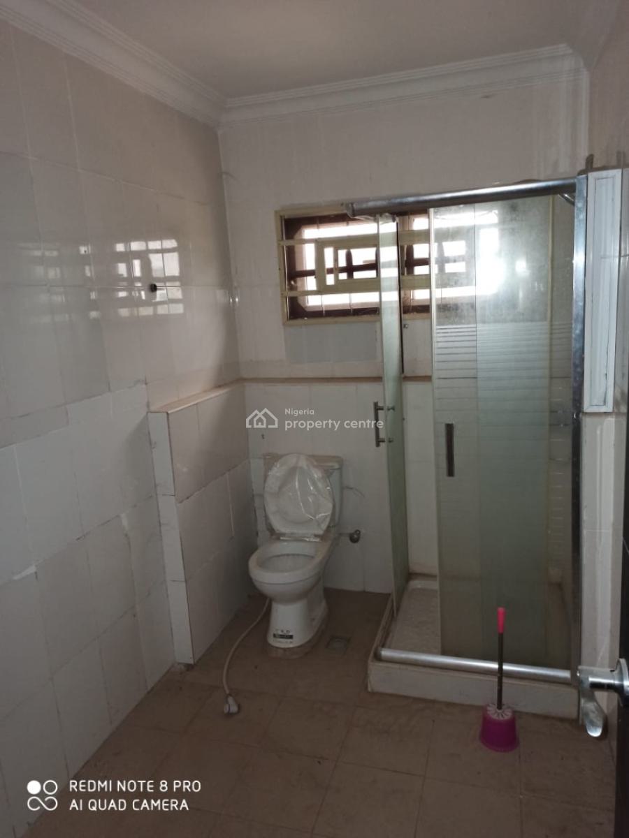3 Bedroom Duplex with Attached Maids Quarters, Golfview Estate. Link Reservation Road, Onireke Gra, Dugbe (onireke), Ibadan North-west, Oyo, Semi-detached Duplex for Sale