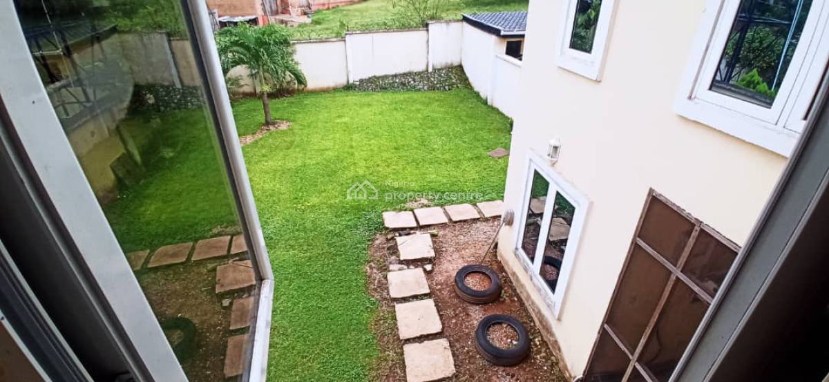 3 Bedrooms Duplex with Attached Maids Quarters, Golfview Estate. Link Reservation Road, Onireke Gra, Dugbe (onireke), Ibadan North-west, Oyo, Semi-detached Duplex for Sale